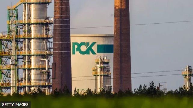 Alemania toma el control de las refinerías de la petrolera estatal Rusa