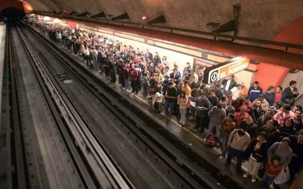 El Metro de la CDMX caja chica de los jefes de gobierno