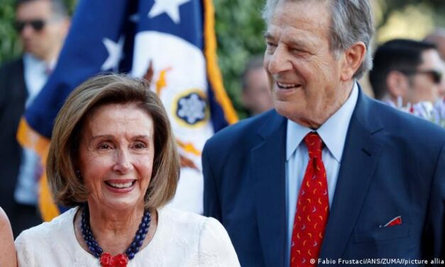 Atacan el Hogar de Nancy Pelosi; su Esposo Fue Herido