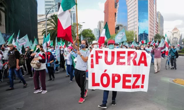 <strong>Desata AMLO Guerra de Marchas</strong>