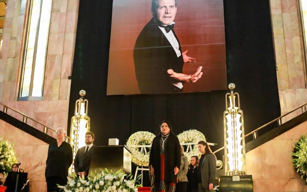 <strong>Rinden en el palacio de Bellas artes homenaje póstumo al actor a Héctor Bonilla</strong>
