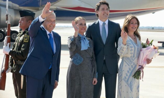 <strong>Ya Está en México Justin Trudeau. AMLO lo recibió</strong>