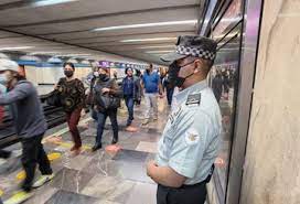 <strong>Proteger a Ciudadanos Objetivo de la Guardia Nacional en el Metro: AMLO</strong>