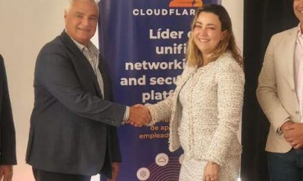 Consolidan alianza Cloudflare y Onistec, empresas de ciberseguridad