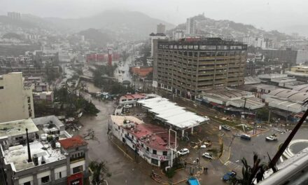 Destruye Otis Más de la Mitad de la Zona Hotelera de Acapulco