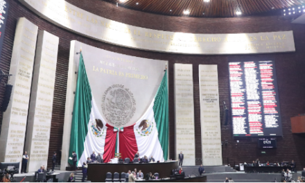 Que saldo en celulares no expire, pide diputado en México 