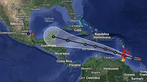 Yucatán y QR en Alerta Máxima Por el Huracán Beryl