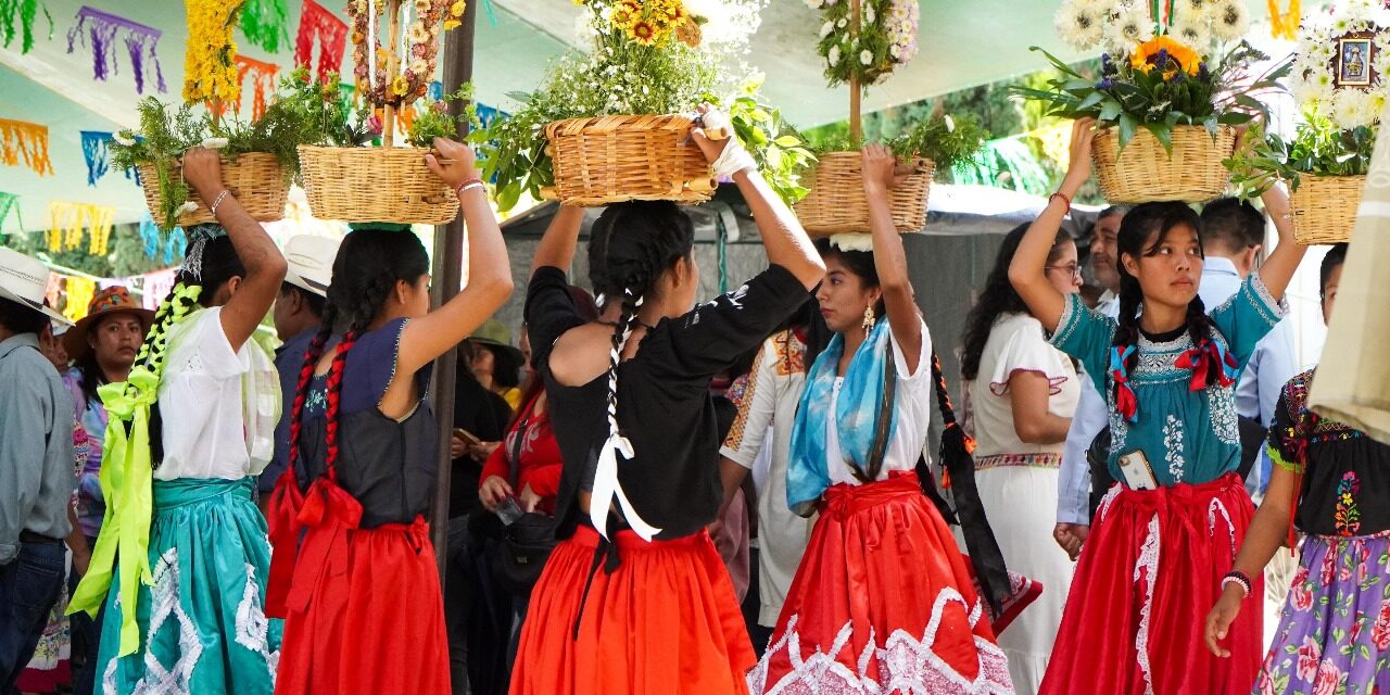 La Compañía Minera Cuzcatlán es una canadiense que apoya la cultura oaxaqueña