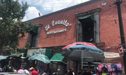 Tras 107 años, se va El Taquito del Centro Histórico de la Ciudad de México; lo asfixiaron los ambulantes