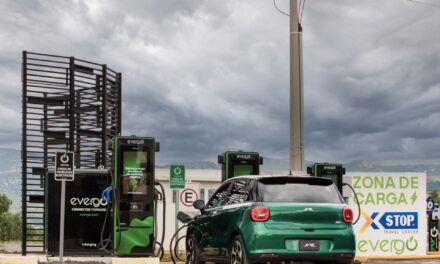 Instalarán 10 electrolineras en puntos carreteros estratégicos de México