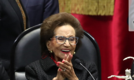 Muere Ifigenia Martínez, a unos días de entregar la banda presidencial en México