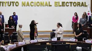 Humo Blanco en el INE, Hay Nueva Secretaria Ejecutiva