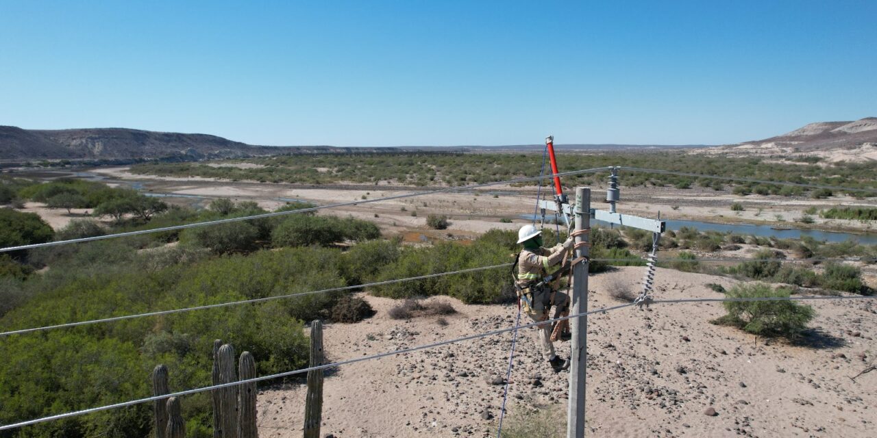 Tras 70 años de espera, llega la electricidad a San Juanico, en Baja California Sur